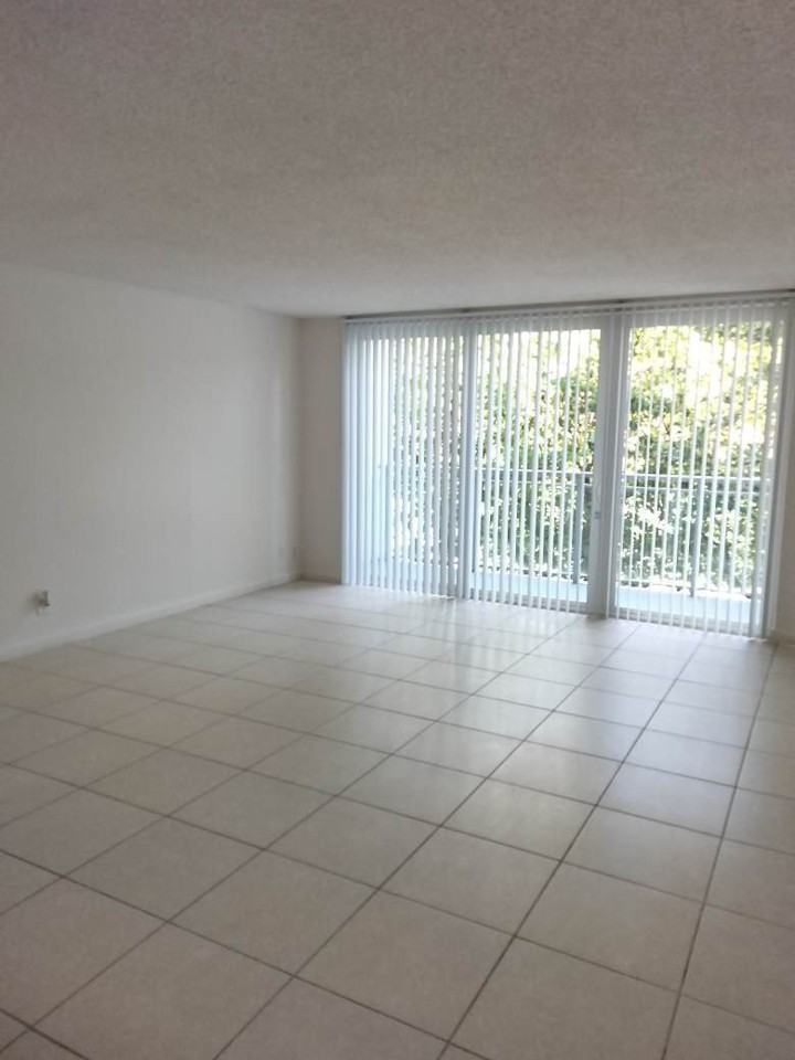3500 Washington St #206 - Photo 6 of 11