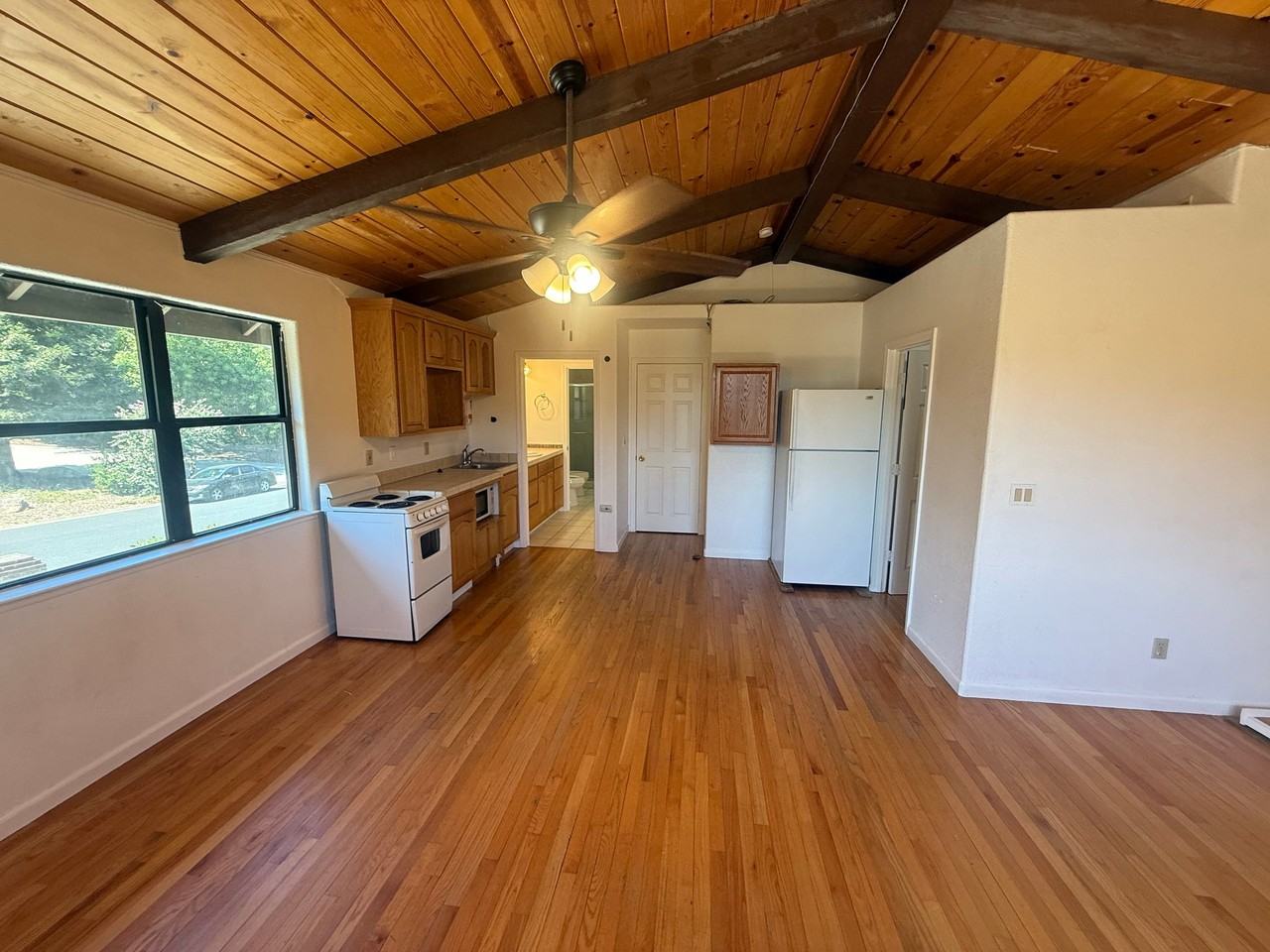100 Baldwin Lake Cir - Photo 7 of 20