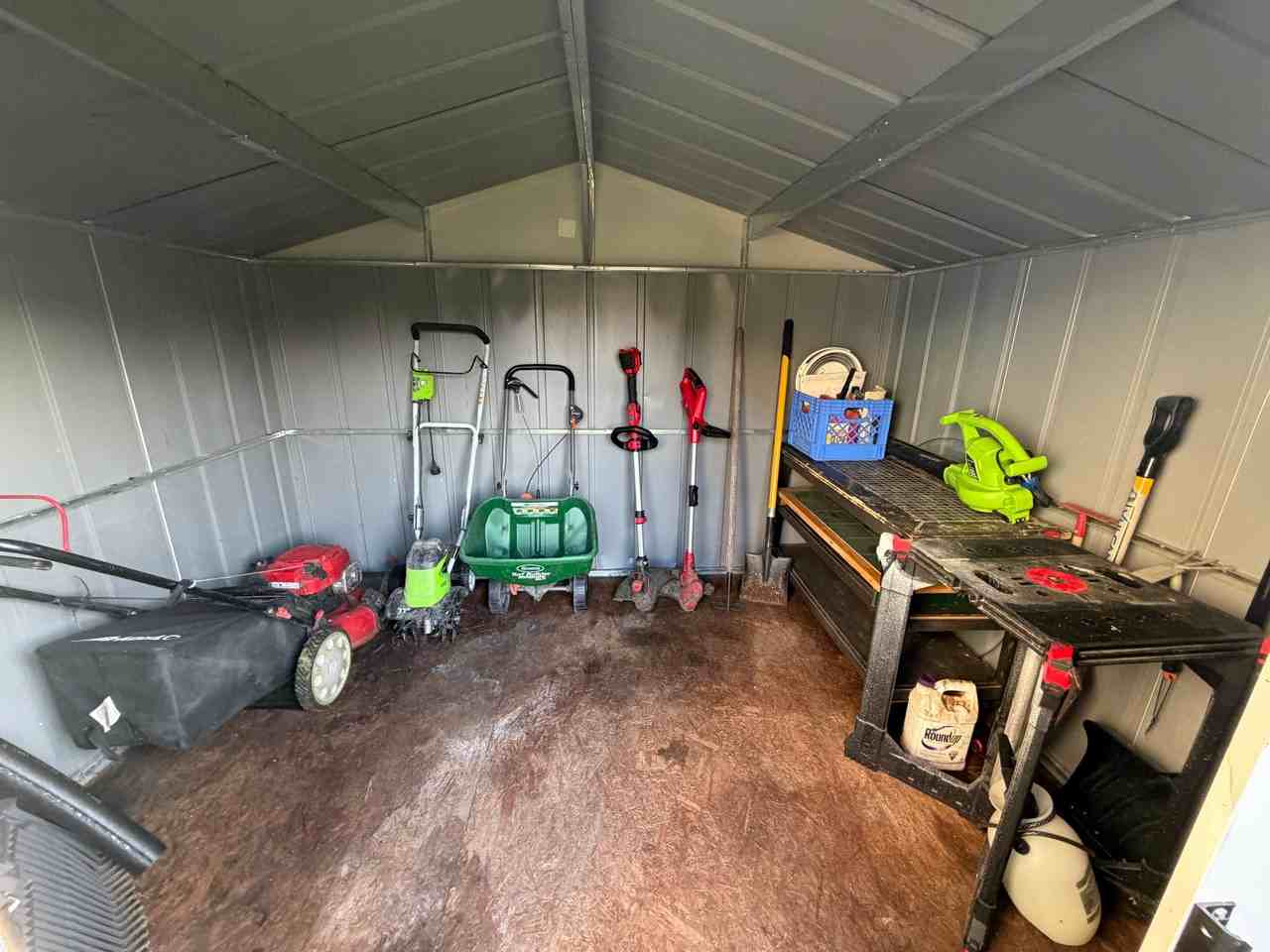 2762 Shelby St - Photo 7 of 20