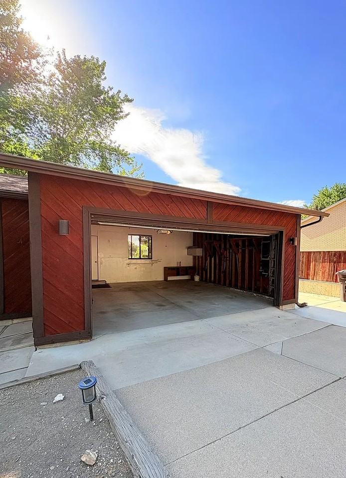 1167 N Deerfield Dr - Photo 4 of 20