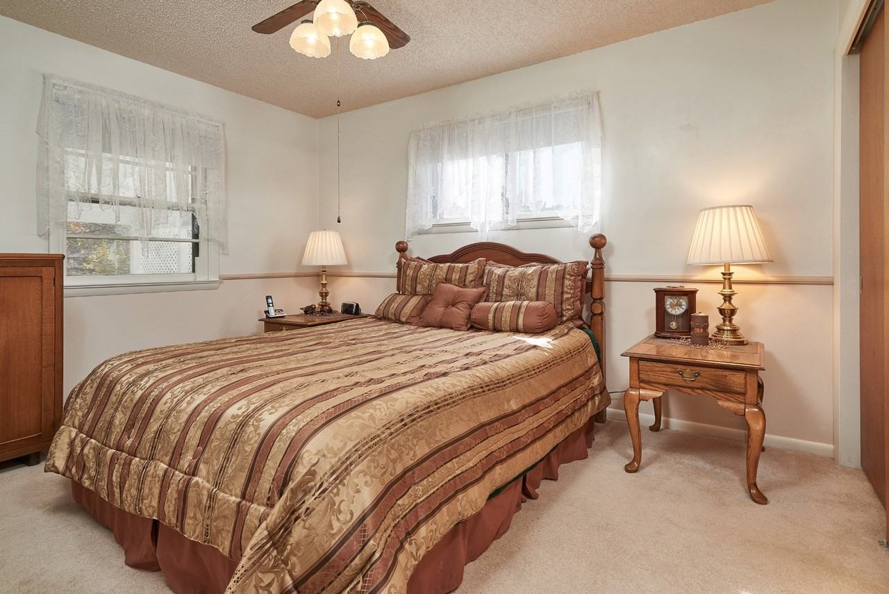 807 Shoshoni St - Photo 7 of 19