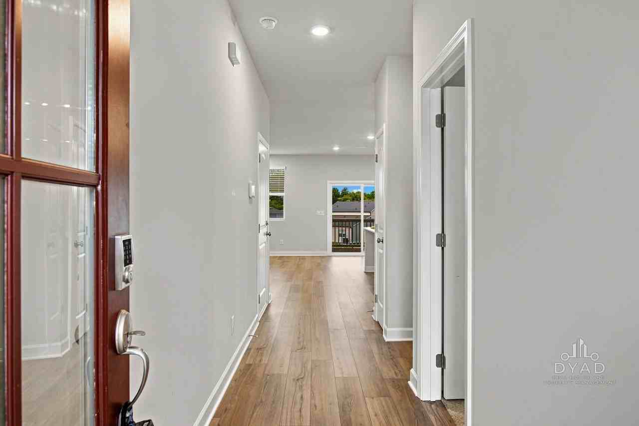 163 Millbrook Dr #1 - Photo 5 of 35