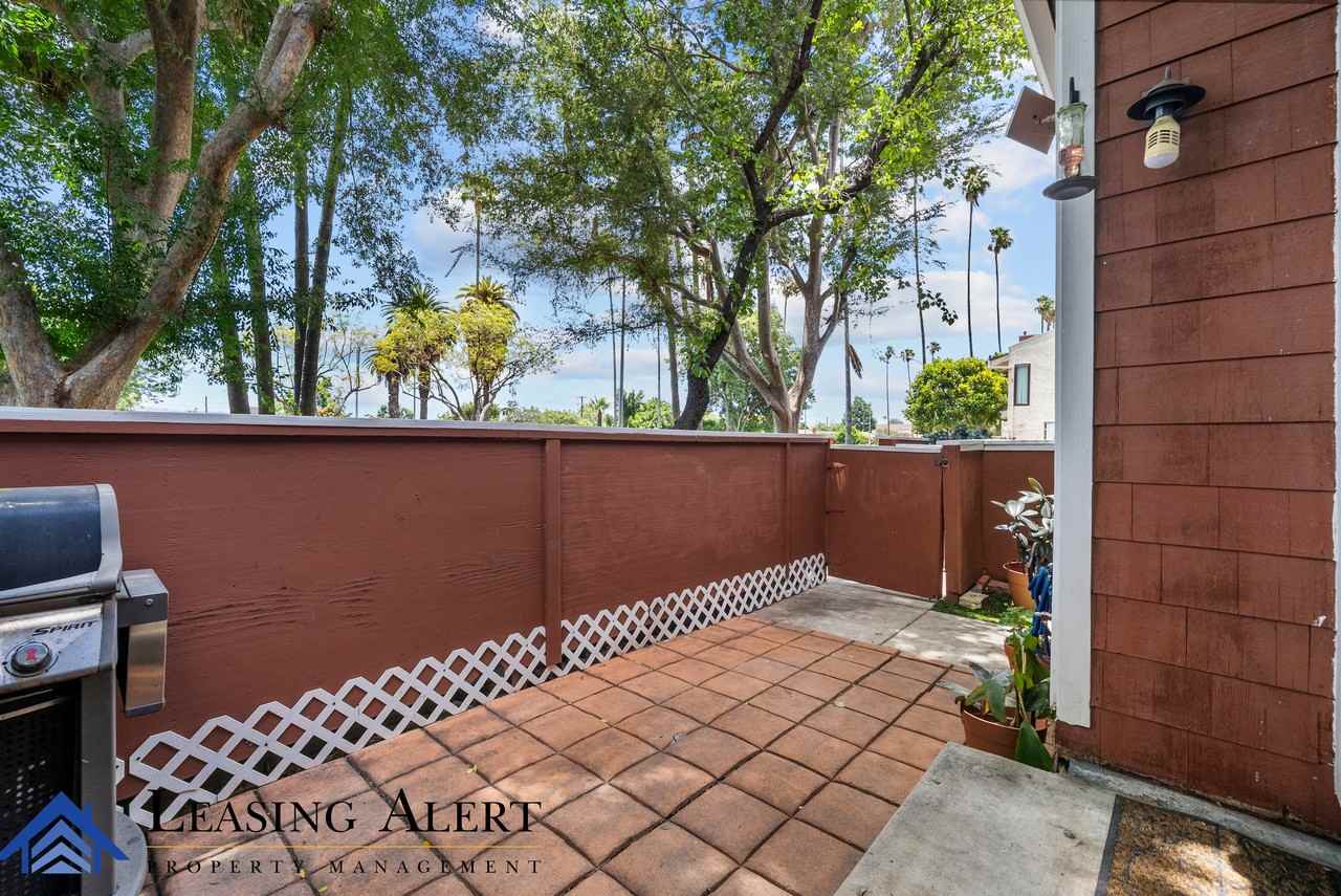 19431 Sherman Way #16 - Photo 3 of 30