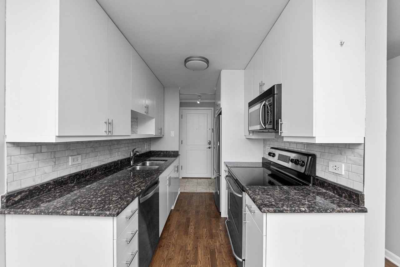 2600 N Hampden Ct #K2 - Photo 4 of 14