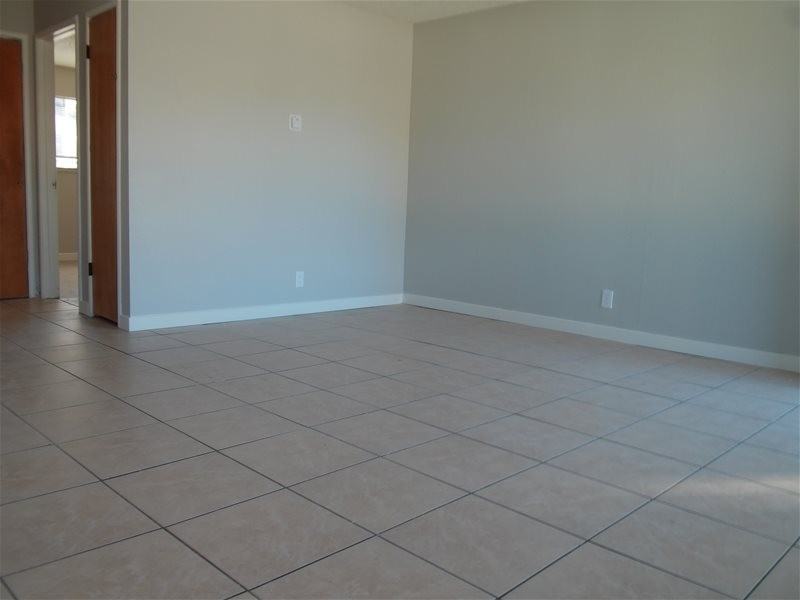 934 S Barrett Rd #1 - Photo 4 of 10