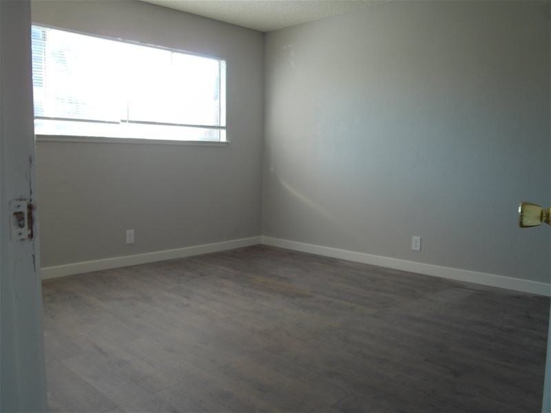 934 S Barrett Rd #1 - Photo 7 of 10