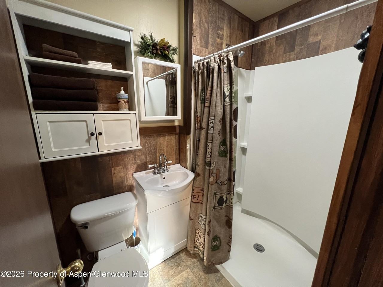 910 Yampa Ave #4 - Photo 6 of 7