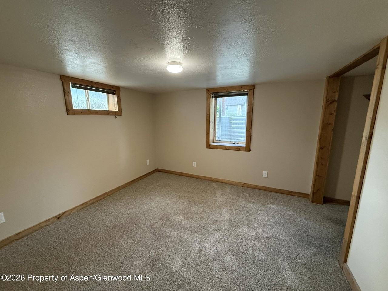 794 School St #C - Photo 3 of 6