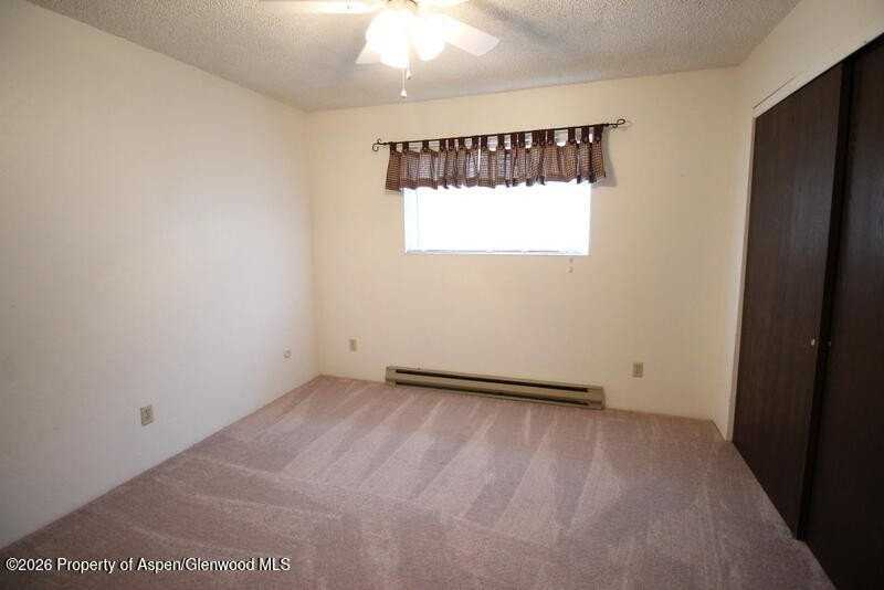 580 1st Ave W #1 - Photo 6 of 9
