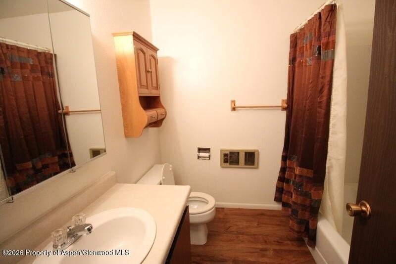 580 1st Ave W #1 - Photo 7 of 9
