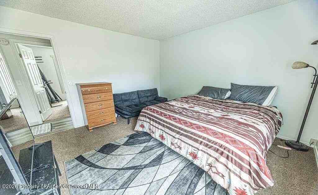 821 Exmoor Rd - Photo 6 of 15