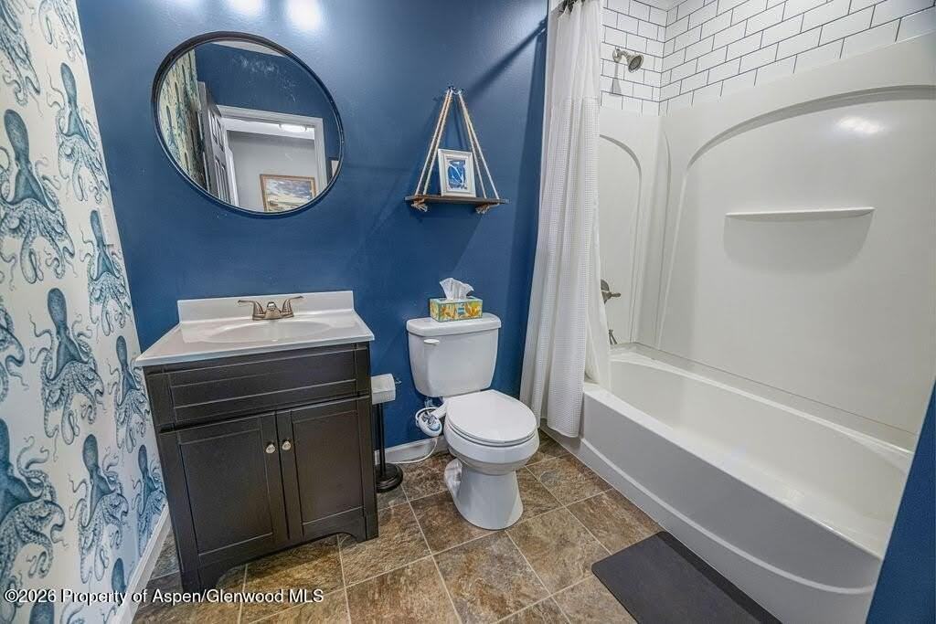 337 Lake View Rd - Photo 3 of 23