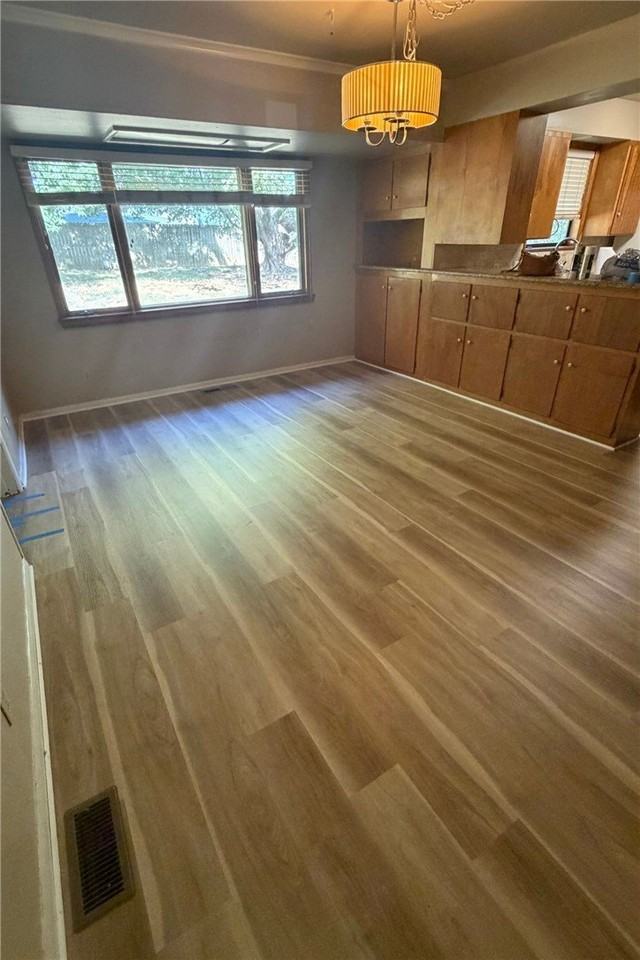 1308 N Crestwood Dr - Photo 3 of 10