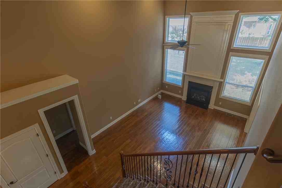 202 Nw Olinka Pass St - Photo 6 of 29