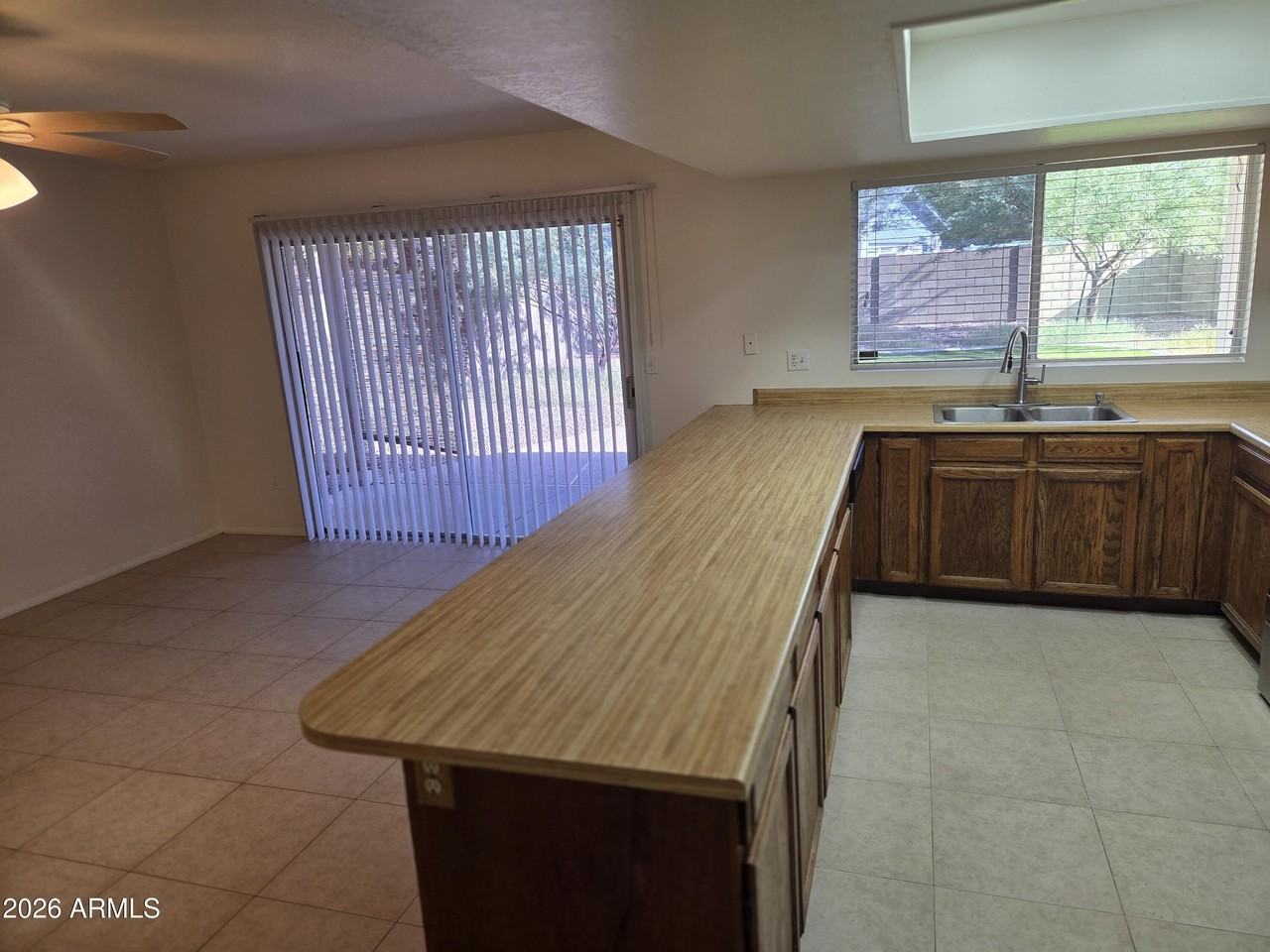 3746 W Surrey Ave - Photo 6 of 23