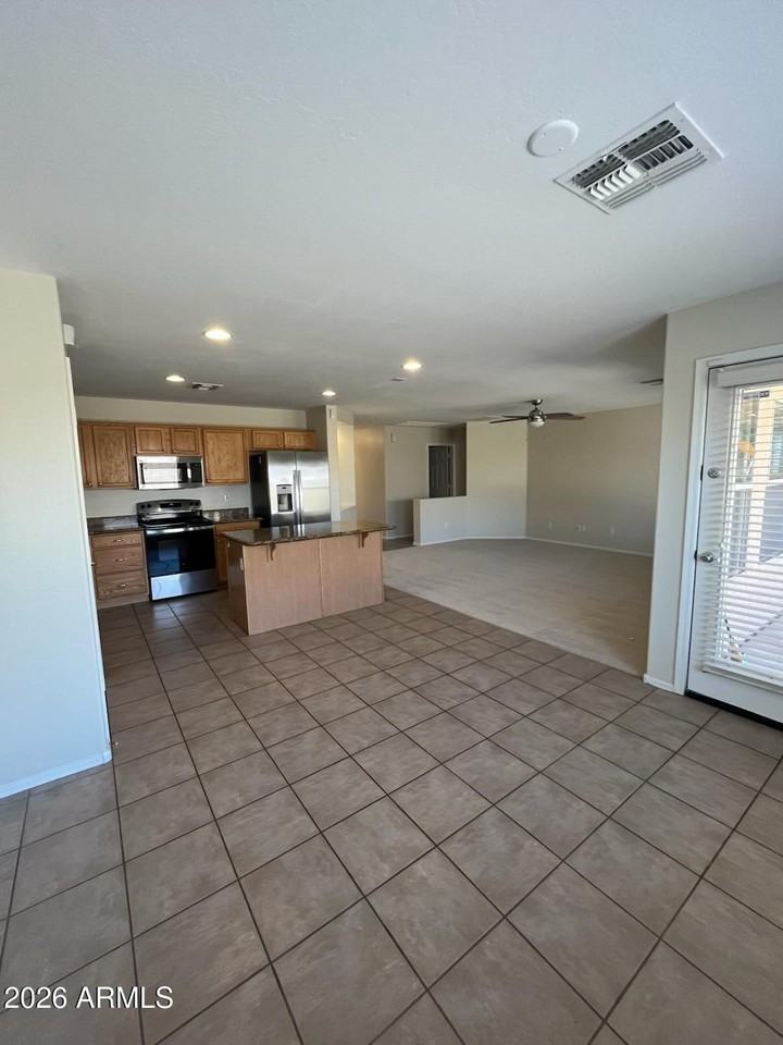 4322 W Fremont Rd - Photo 2 of 8