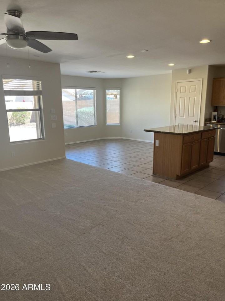 4322 W Fremont Rd - Photo 4 of 8