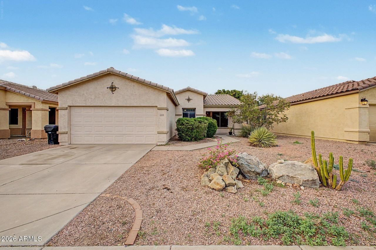 11532 W Cottonwood Ln - Photo 2 of 29