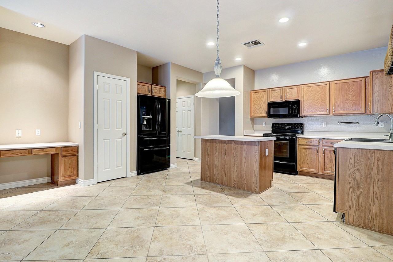 8212 W Joedad Ter - Photo 5 of 20