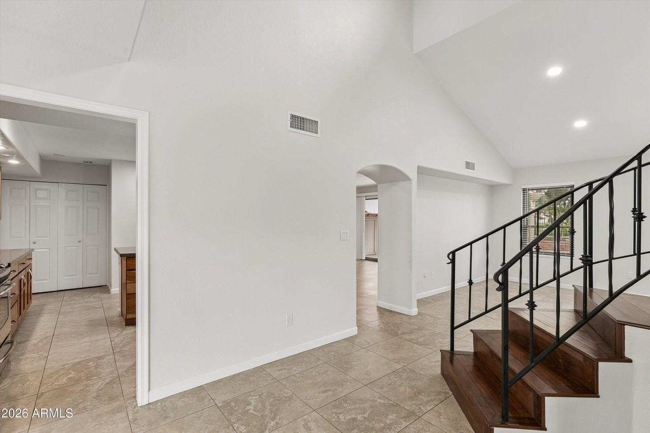 6756 W Morrow Dr - Photo 6 of 50