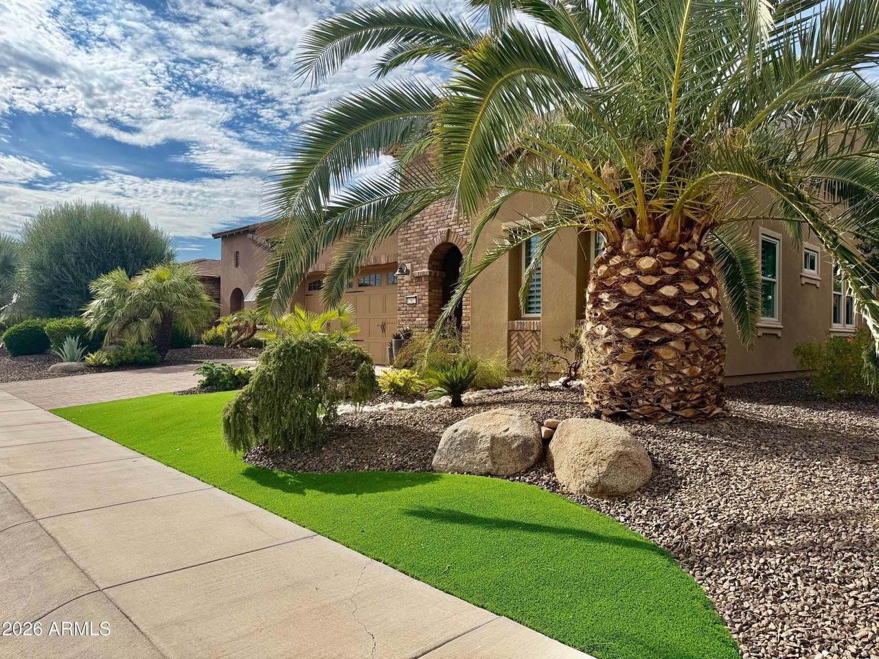 12923 W Roy Rogers Rd - Photo 4 of 48