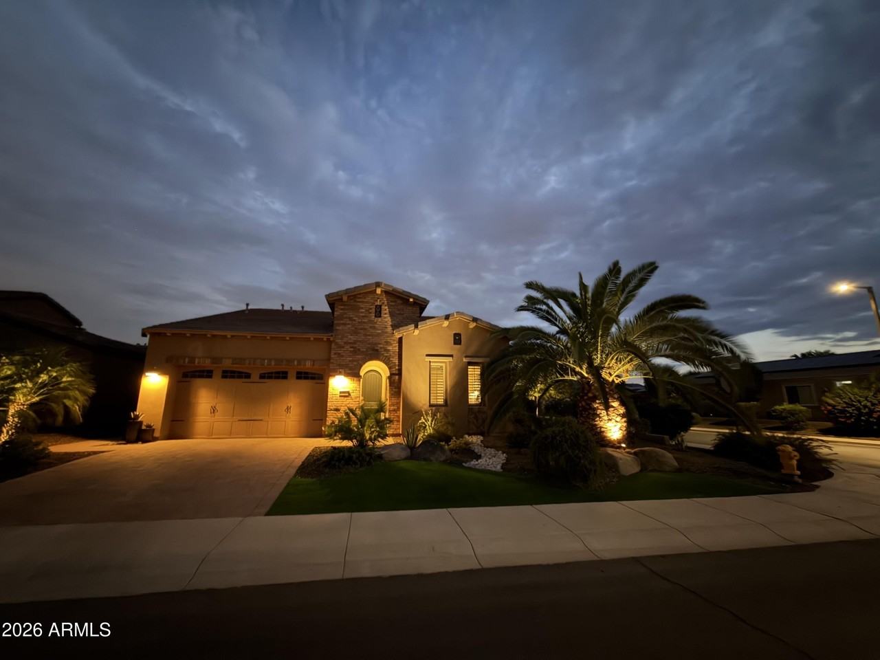 12923 W Roy Rogers Rd - Photo 7 of 48