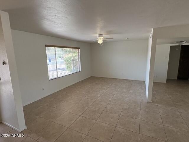 5218 E Sheena Dr - Photo 3 of 13