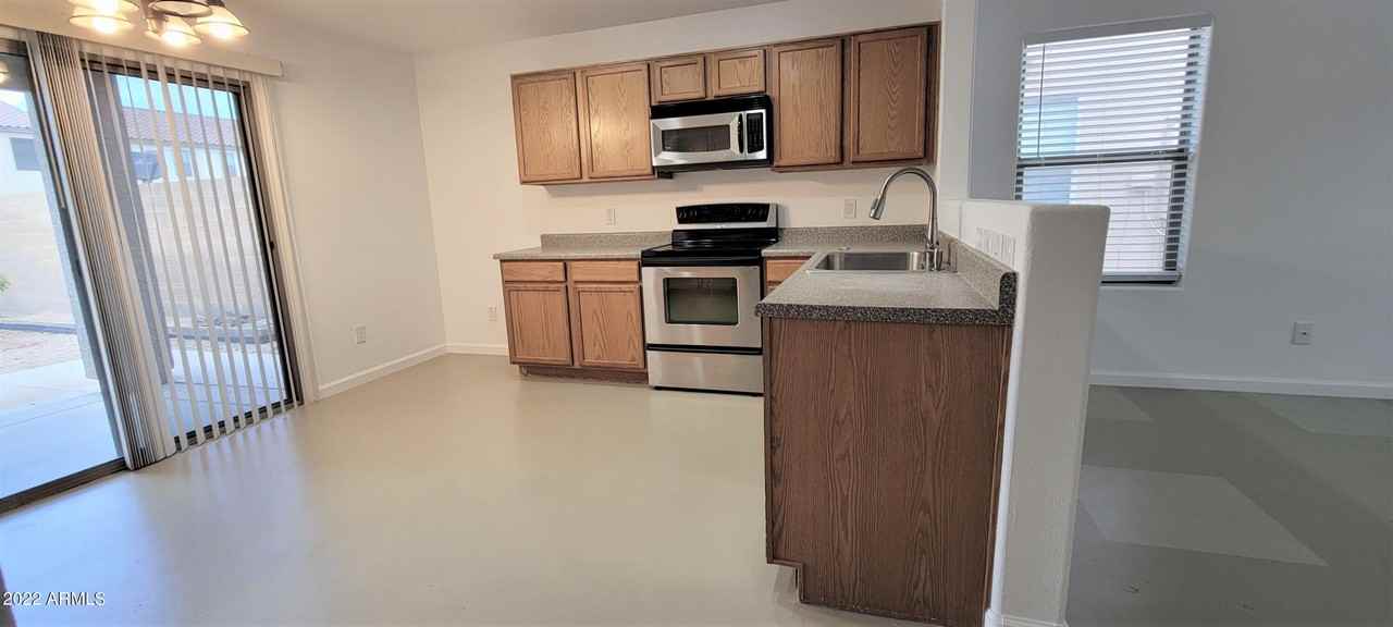 45556 W Amsterdam Rd - Photo 5 of 33