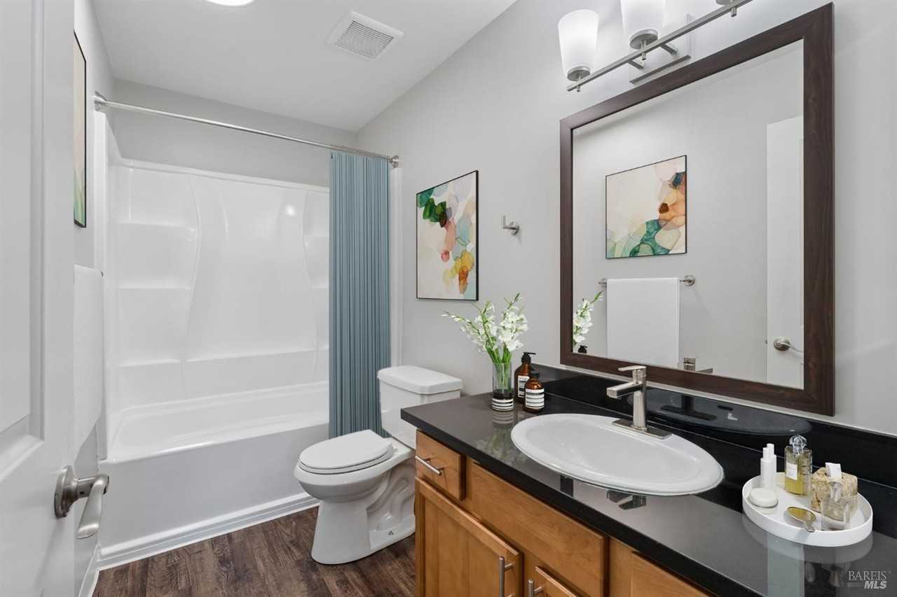 1812 Trinity Ave #117 - Photo 4 of 7