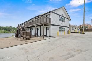 428 Mckenzie Ave - Photo 1 of 1