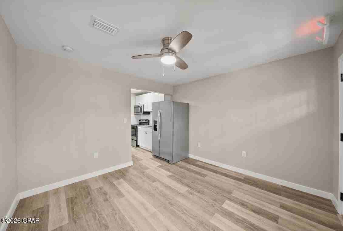 428 Mckenzie Ave - Photo 6 of 19