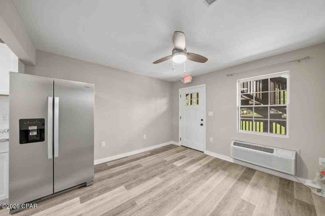 428 Mckenzie Ave - Photo 7 of 19