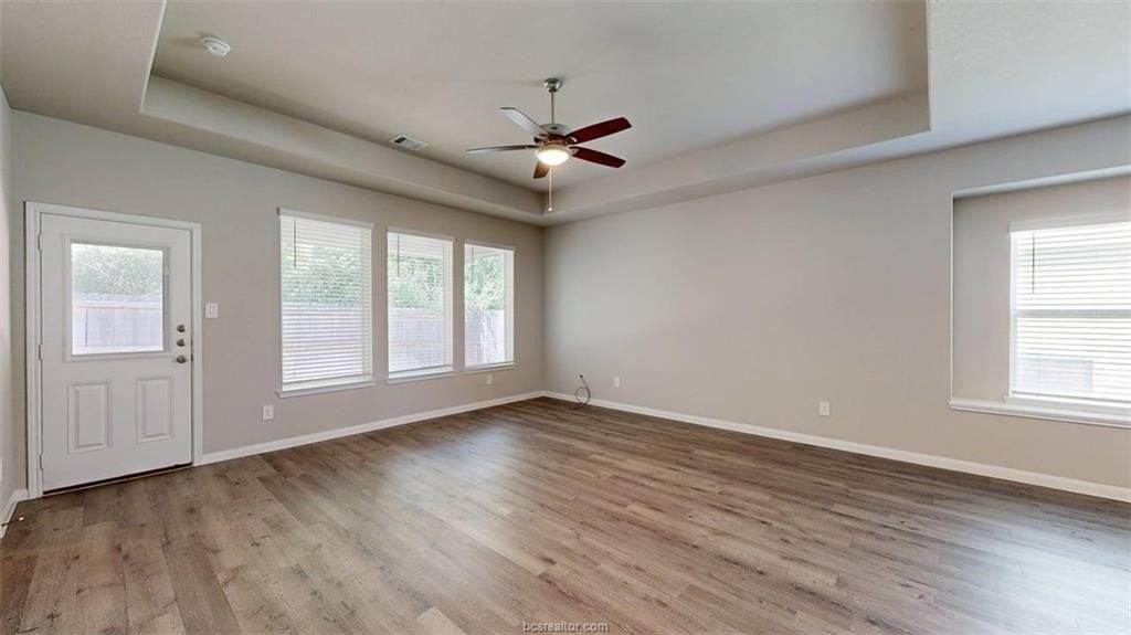 5789 Cerrillos Dr - Photo 2 of 29