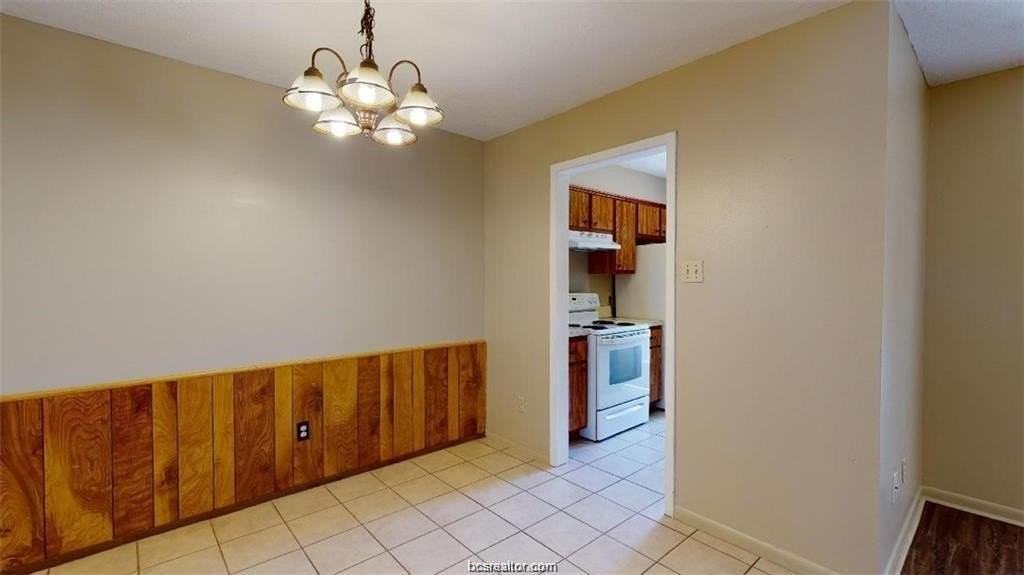 1411 Gramma Ct - Photo 3 of 17