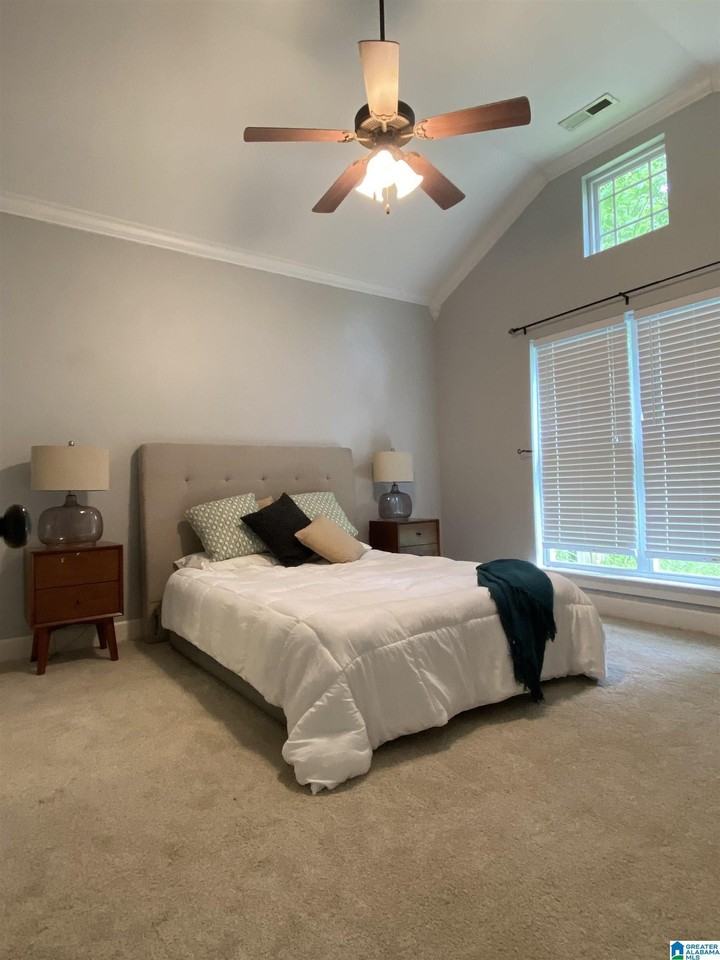 114 Little John Cir - Photo 3 of 14