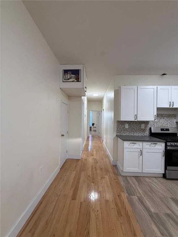 199 Bay 20th St #1 - Photo 3 of 13
