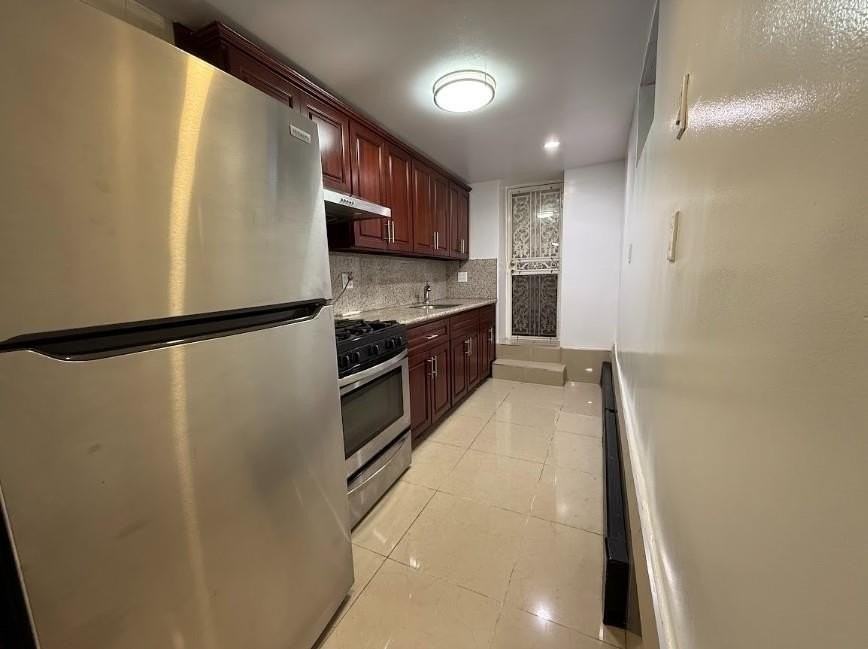 231 94th St - Photo 6 of 12