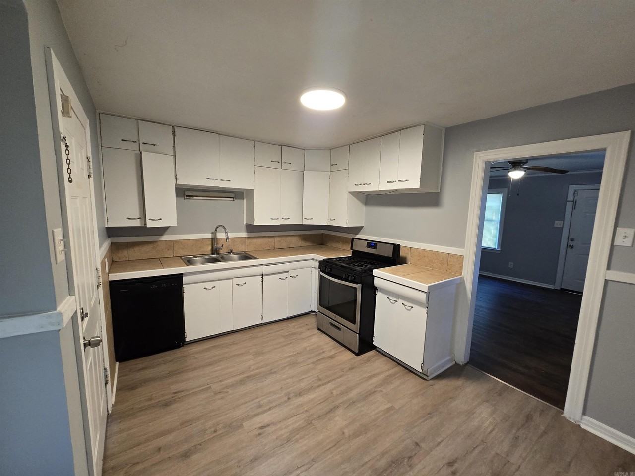 4308 Sycamore St - Photo 4 of 14