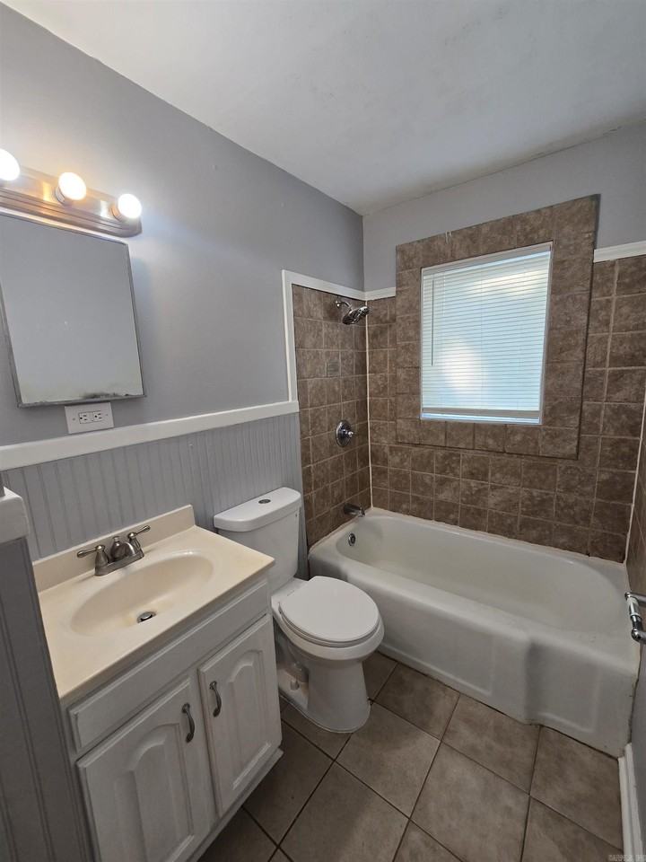 4308 Sycamore St - Photo 6 of 14