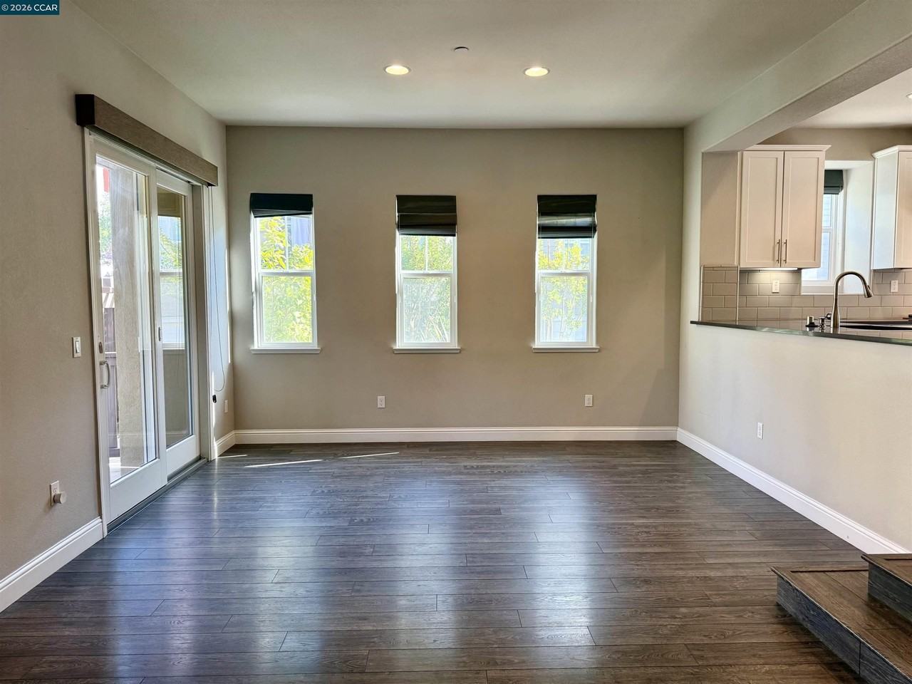 64 Persimmon Walk - Photo 5 of 30