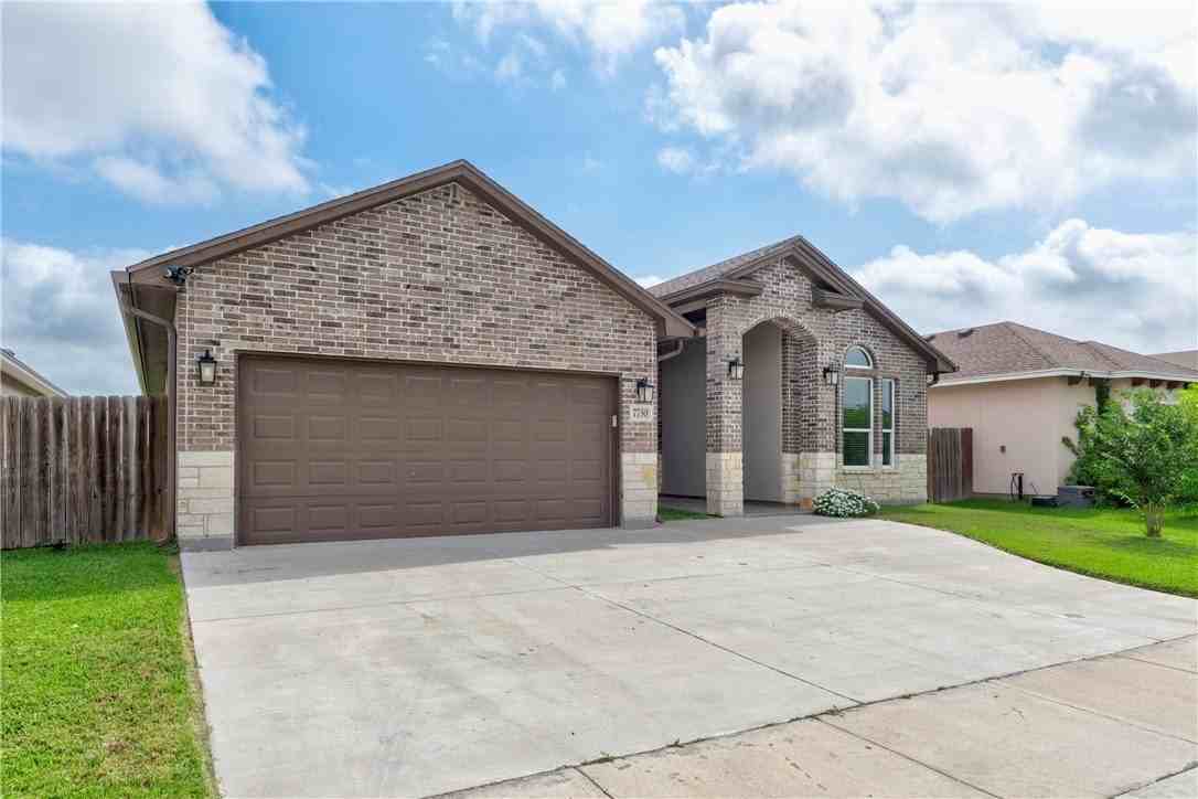 7730 Sophia Dr - Photo 3 of 40