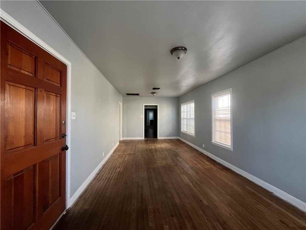 1453 14th St - Photo 5 of 24