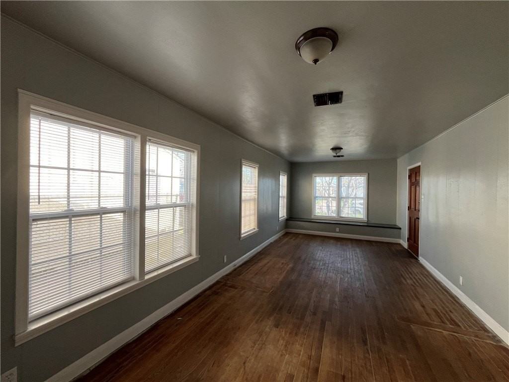 1453 14th St - Photo 6 of 24