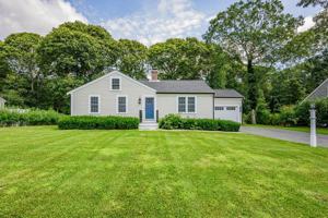 featured image of 12 Brattle Dr