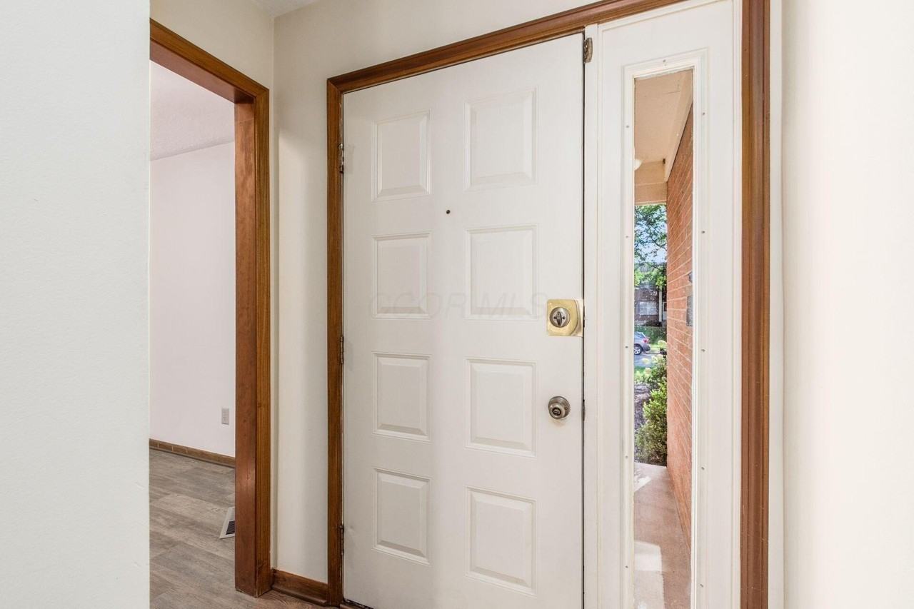 4847 Dierker Rd - Photo 3 of 30