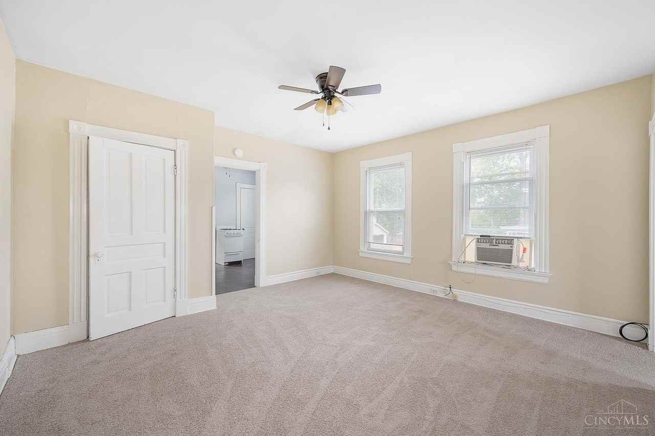 3223 Bach Ave #4 - Photo 5 of 15