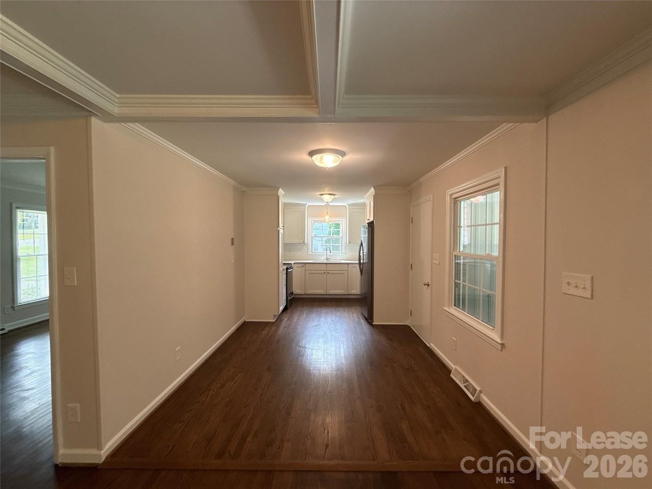 4834 Fairheath Rd - Photo 5 of 17