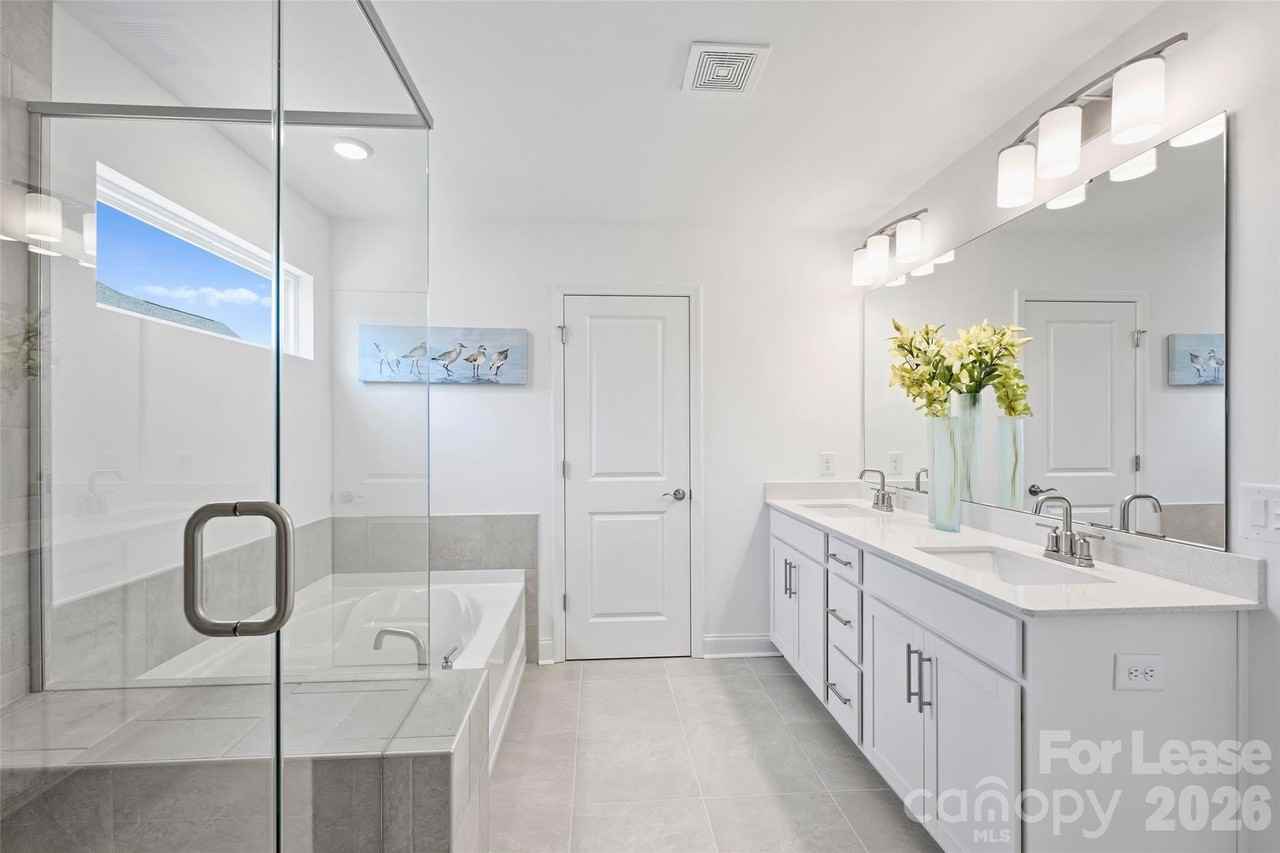 1516 Respect St Nw #211 - Photo 7 of 12