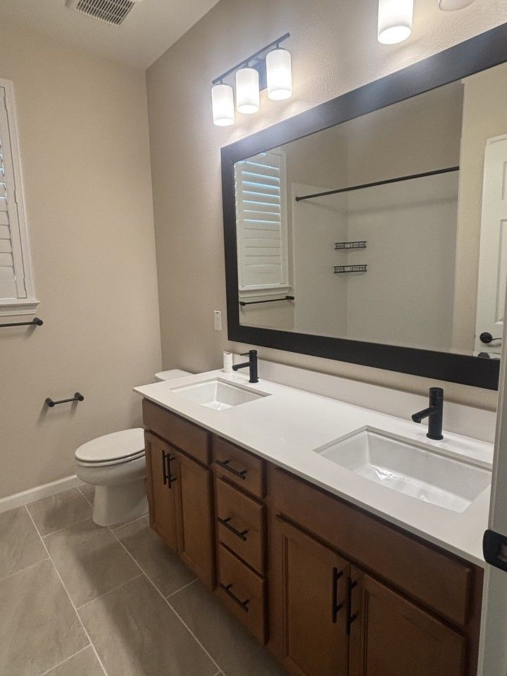 608 Somerset Way #1 - Photo 5 of 19