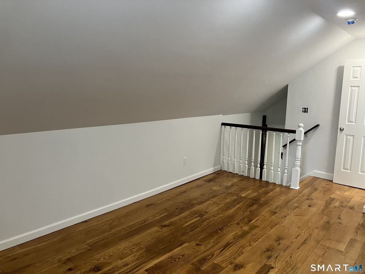 490 Danbury Rd #7 - Photo 4 of 15